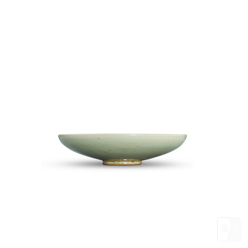 A Yaozhou moon-white-glazed dish, Northern Song - Jin dynasty | 北宋至金 耀州窰月白釉盤 - 图2
